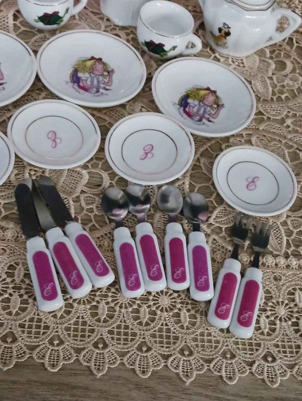 Eloise classic collection